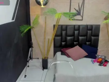 Alana-bonny  live sex cam