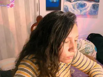 Goddess-nahy  live sex cam