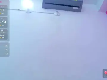 Yourcuteneighbourr  live sex cam