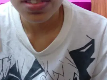 Yourcuteneighbourr  live sex cam