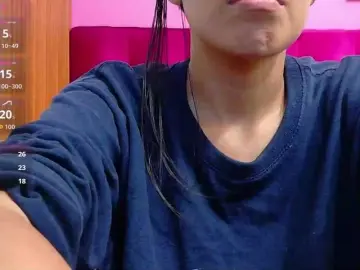 Yourcuteneighbourr  live sex cam