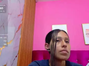 Yourcuteneighbourr  live sex cam