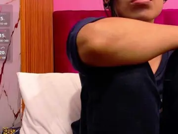 Yourcuteneighbourr  live sex cam