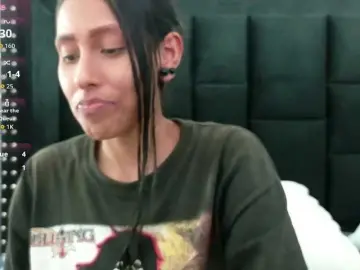 Yourcuteneighbourr  live sex cam