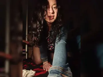 Annanas  live sex cam