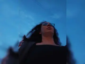 Annanas  live sex cam