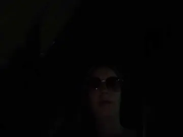 Annanas  live sex cam