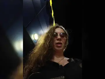 Annanas  live sex cam