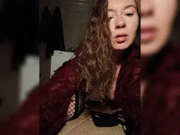 Annanas  live sex cam