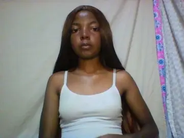 Babygirl7x  live sex cam