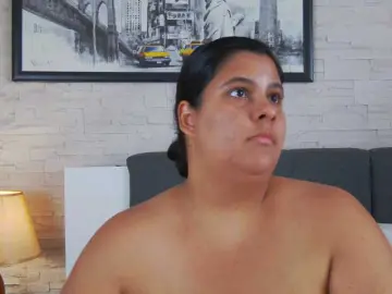 IslaCreed  live sex cam