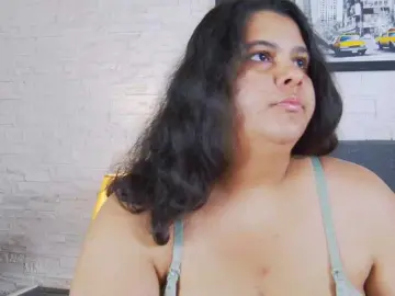 IslaCreed  live sex cam