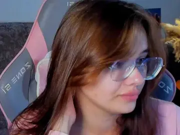 Mia-mit  live sex cam