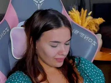 Mia-mit  live sex cam