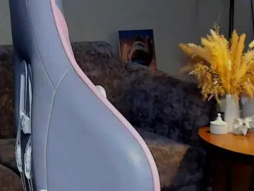 Mia-mit  live sex cam