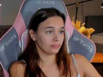 Mia-mit  live sex cam