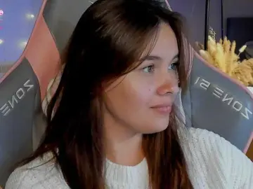 Mia-mit  live sex cam