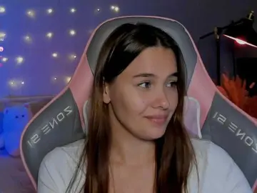 Mia-mit  live sex cam