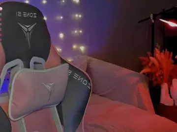 Mia-mit  live sex cam