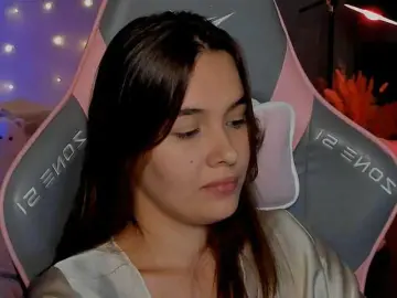 Mia-mit  live sex cam