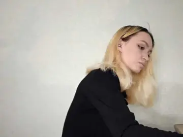 RebeccaCamferdam  live sex cam