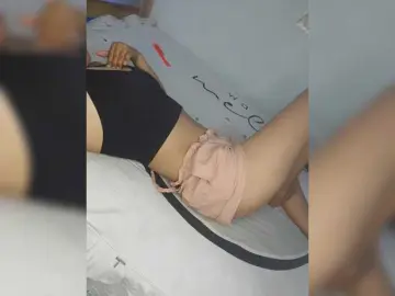 Sonyah-5  live sex cam