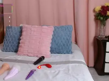 IdalisVanucci  live sex cam