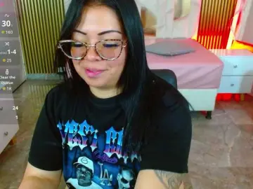 Martina-tay  live sex cam