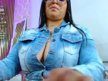 Martina-tay  live sex cam