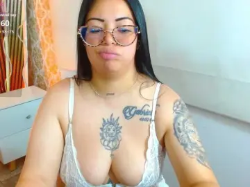 Martina-tay  live sex cam