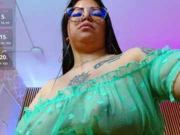 Martina-tay  live sex cam