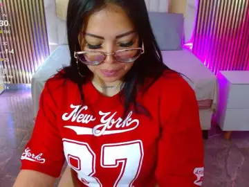 Martina-tay  live sex cam