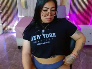 Martina-tay  live sex cam