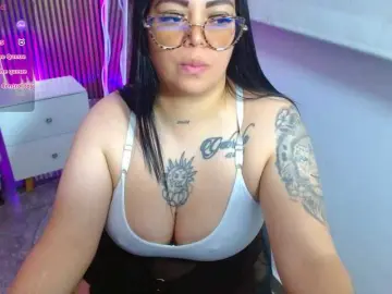 Martina-tay  live sex cam