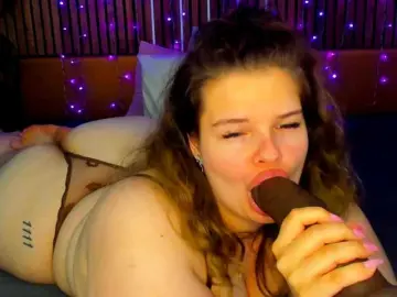 LittleNicolee  live sex cam