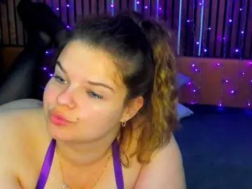 LittleNicolee  live sex cam