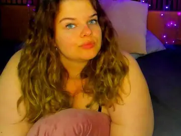 LittleNicolee  live sex cam