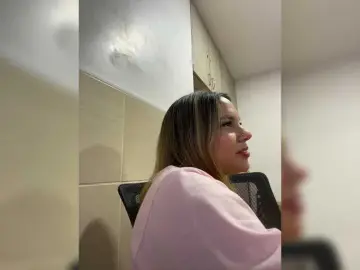 MeganRosse1  live sex cam