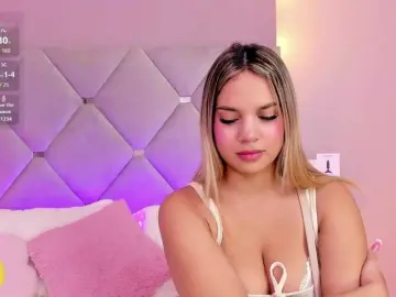 MeganRosse1  live sex cam