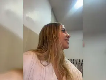 MeganRosse1  live sex cam