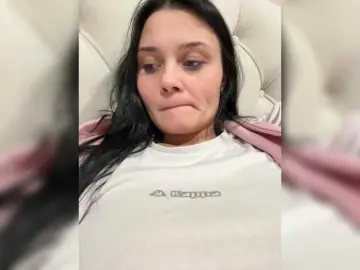 Paratrax  live sex cam