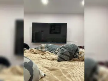 Paratrax  live sex cam