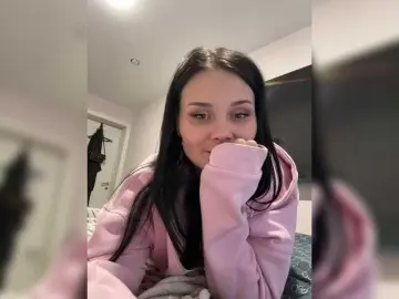 Paratrax  live sex cam