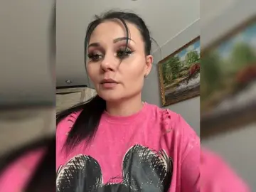 Paratrax  live sex cam