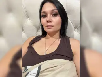 Paratrax  live sex cam