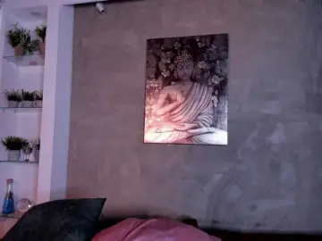 Raven-Storm  live sex cam