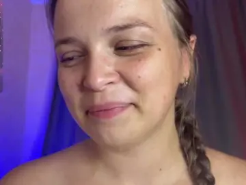 Little-nymphomaniac  live sex cam
