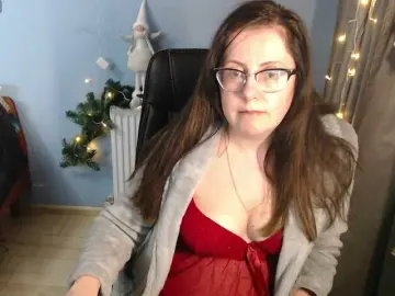 Mandarinka28  live sex cam