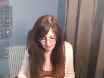 Mandarinka28  live sex cam