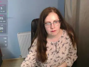 Mandarinka28  live sex cam